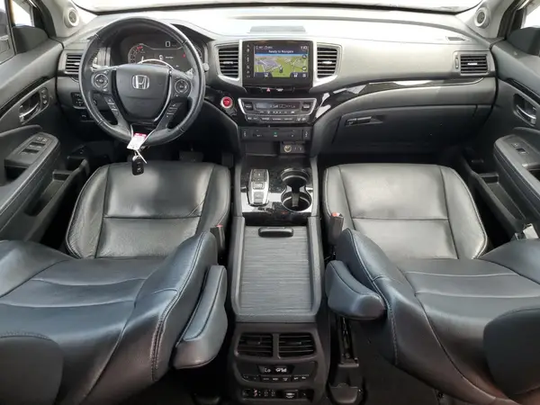 5FNYF6H90JB024311 2018 HONDA PILOT - Image 8