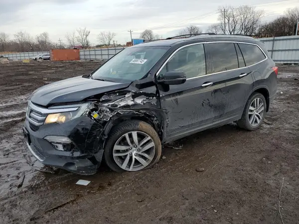 5FNYF6H90JB042422 2018 HONDA PILOT - Image 1