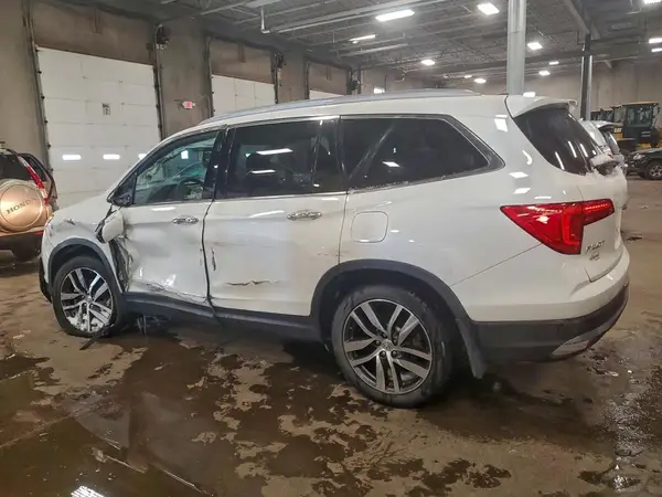 5FNYF6H90JB051802 2018 HONDA PILOT - Image 2