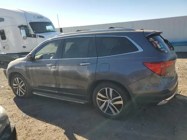 5FNYF6H90JB055459 2018 HONDA PILOT - Image 2