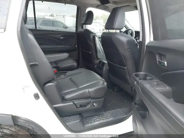 5FNYF6H90JB501142 2018 HONDA PILOT - Image 8