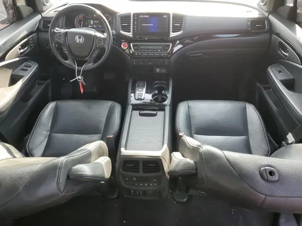 5FNYF6H90JB505000 2018 HONDA PILOT - Image 8