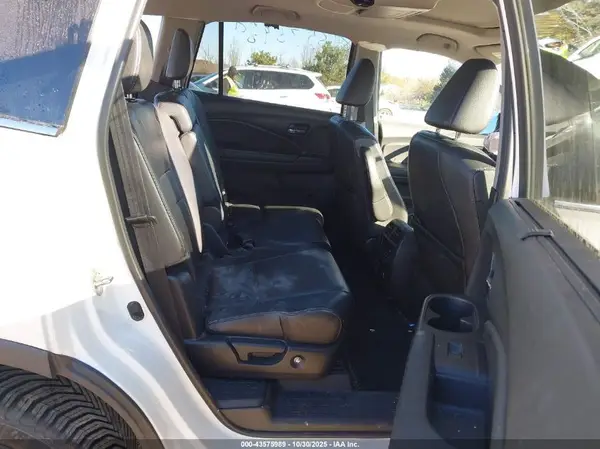 5FNYF6H90KB066110 2019 HONDA PILOT - Image 8