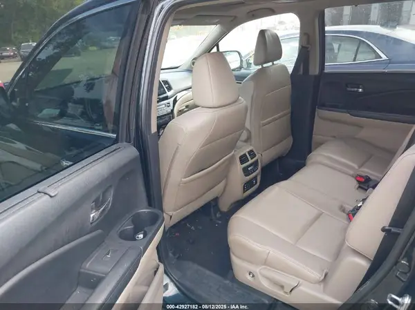 5FNYF6H91GB040400 2016 HONDA PILOT - Image 8