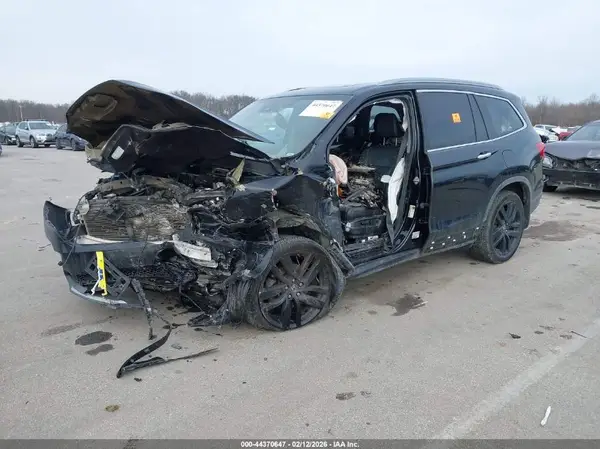 5FNYF6H91HB010279 2017 HONDA PILOT - Image 2