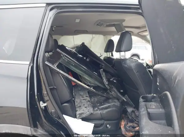 5FNYF6H91HB010279 2017 HONDA PILOT - Image 8