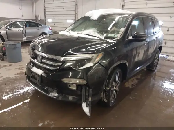5FNYF6H91HB013926 2017 HONDA PILOT - Image 2