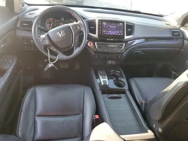 5FNYF6H91HB017944 2017 HONDA PILOT - Image 8
