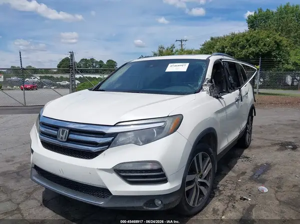 5FNYF6H91HB021394 2017 HONDA PILOT - Image 2