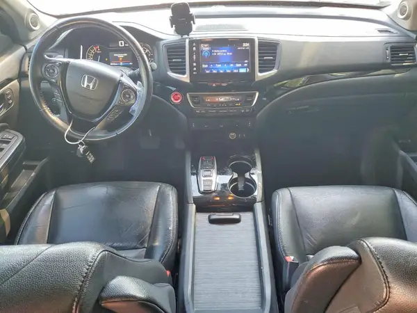 5FNYF6H91HB027289 2017 HONDA PILOT - Image 8