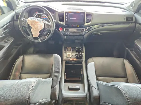 5FNYF6H91HB029625 2017 HONDA PILOT - Image 8