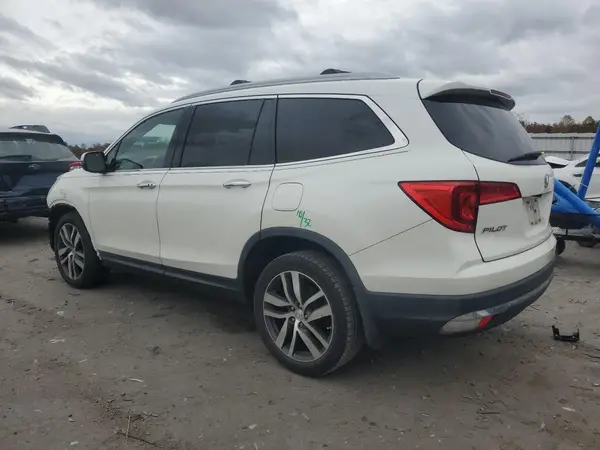 5FNYF6H91HB032864 2017 HONDA PILOT - Image 2