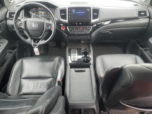 5FNYF6H91HB032864 2017 HONDA PILOT - Image 8