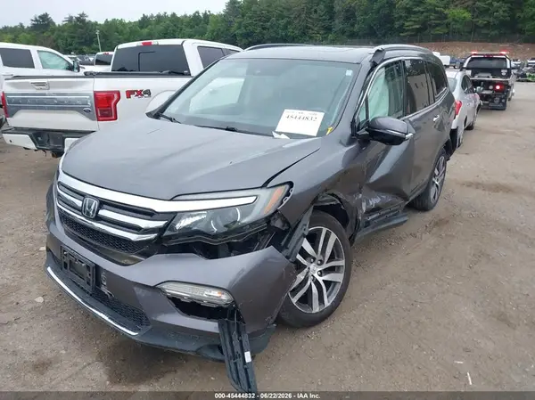 5FNYF6H91HB033111 2017 HONDA PILOT - Image 2