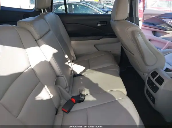 5FNYF6H91HB035165 2017 HONDA PILOT - Image 8