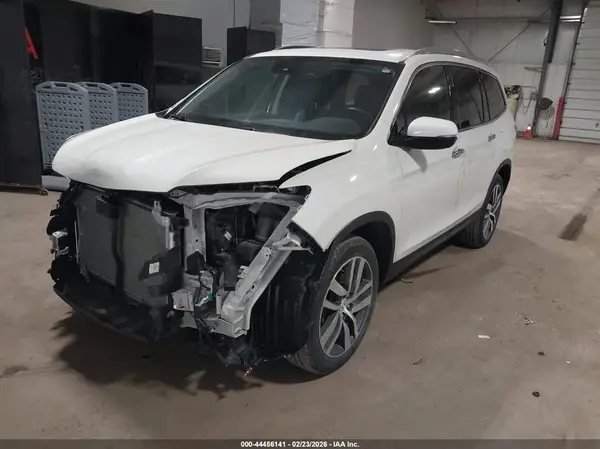 5FNYF6H91HB054217 2017 HONDA PILOT - Image 2