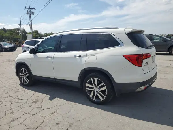 5FNYF6H91HB064701 2017 HONDA PILOT - Image 2