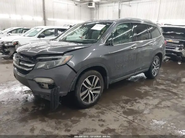 5FNYF6H91HB065749 2017 HONDA PILOT - Image 2