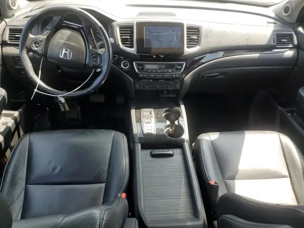 5FNYF6H91HB067372 2017 HONDA PILOT - Image 8