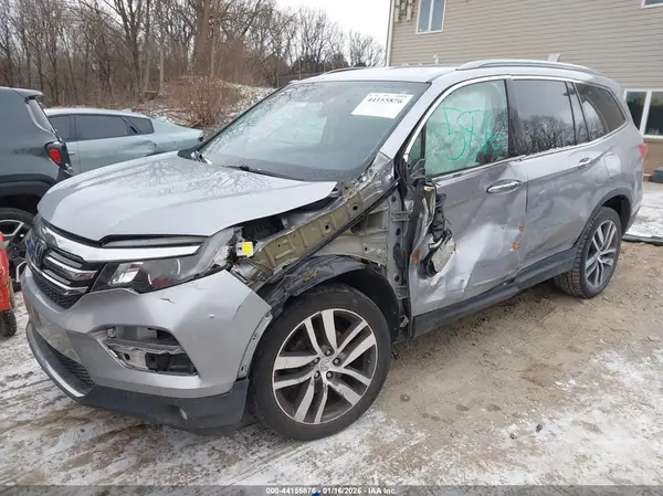 5FNYF6H91HB068148 2017 HONDA PILOT - Image 2
