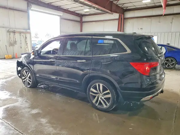 5FNYF6H91HB076234 2017 HONDA PILOT - Image 2