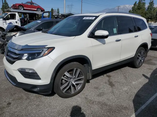 5FNYF6H91HB080607 2017 HONDA PILOT - Image 1