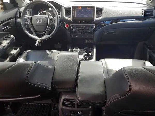 5FNYF6H91HB083149 2017 HONDA PILOT - Image 8
