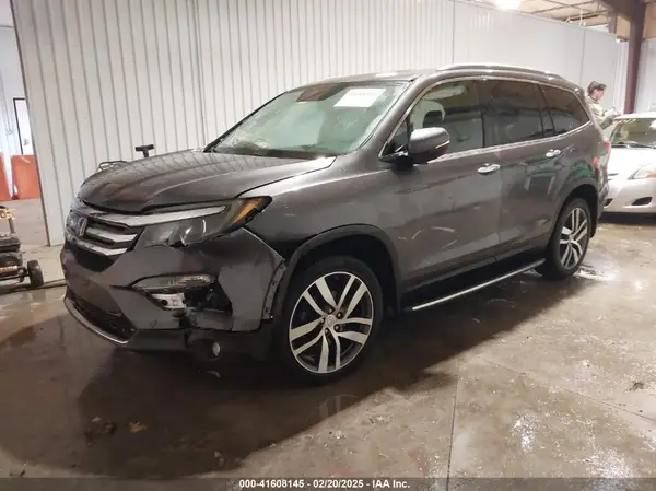 5FNYF6H91HB084737 2017 HONDA PILOT - Image 2