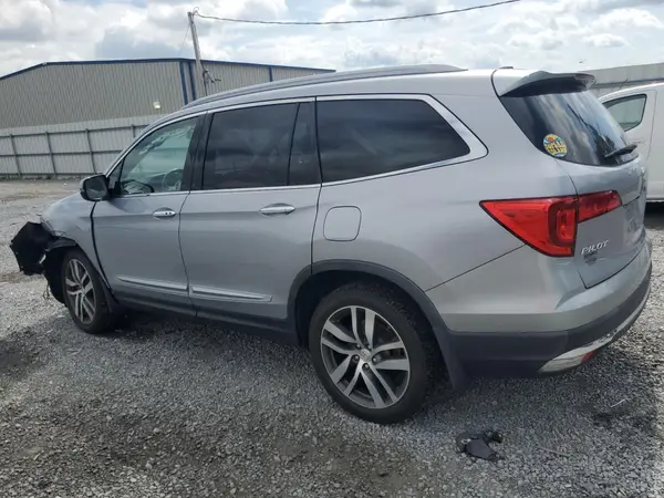 5FNYF6H91JB003841 2018 HONDA PILOT - Image 2
