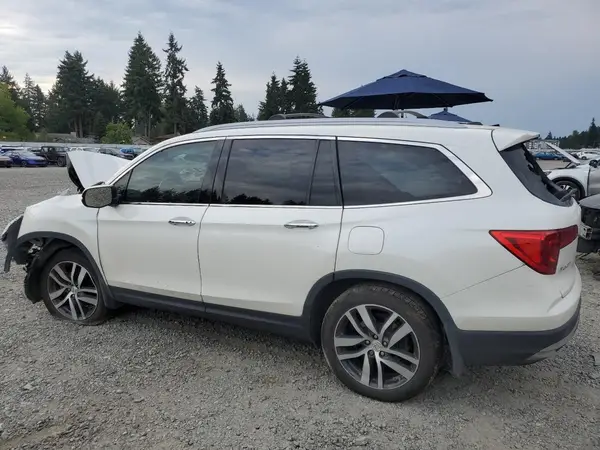 5FNYF6H91JB018033 2018 HONDA PILOT - Image 2