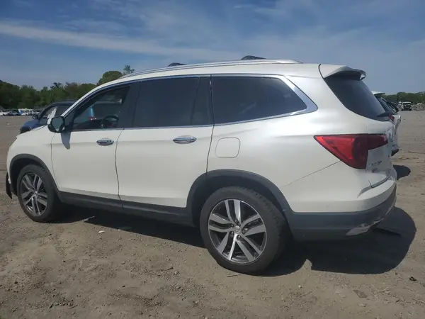 5FNYF6H91JB025354 2018 HONDA PILOT - Image 2