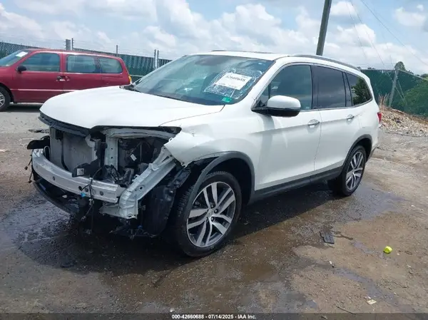 5FNYF6H91JB028626 2018 HONDA PILOT - Image 2