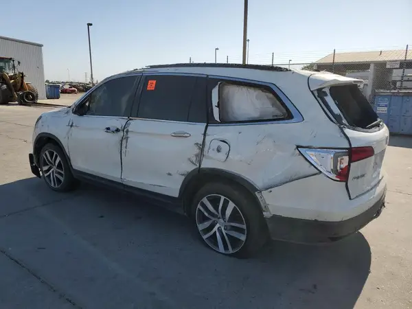 5FNYF6H91JB034488 2018 HONDA PILOT - Image 2