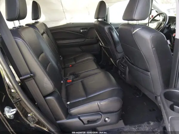 5FNYF6H91KB012038 2019 HONDA PILOT - Image 8