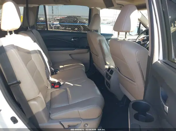 5FNYF6H91KB043807 2019 HONDA PILOT - Image 8