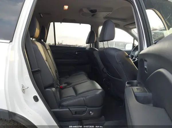 5FNYF6H91LB048720 2020 HONDA PILOT - Image 8