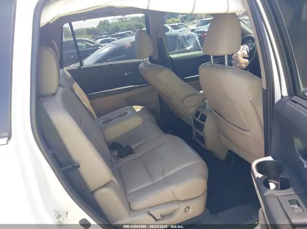 5FNYF6H92GB053298 2016 HONDA PILOT - Image 8
