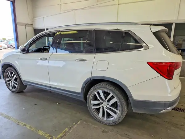 5FNYF6H92GB064057 2016 HONDA PILOT - Image 2