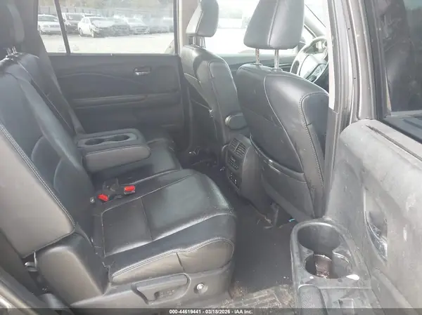 5FNYF6H92GB064656 2016 HONDA PILOT - Image 8