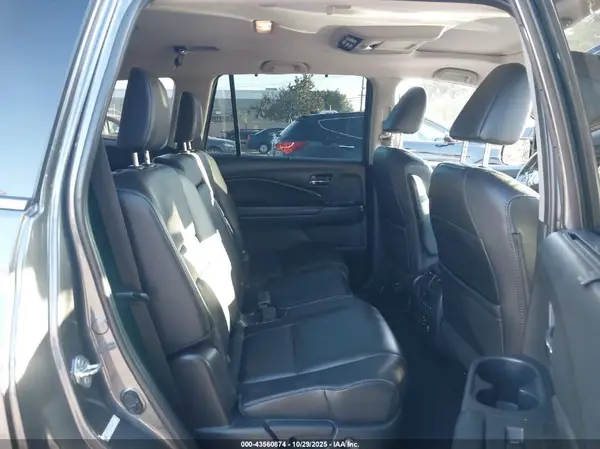 5FNYF6H92GB078332 2016 HONDA PILOT - Image 8