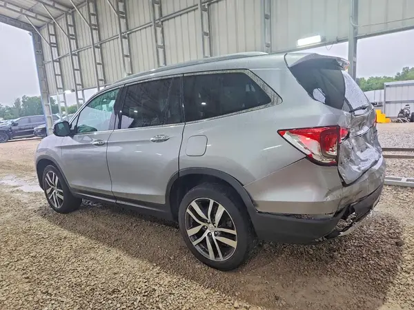 5FNYF6H92GB082039 2016 HONDA PILOT - Image 2