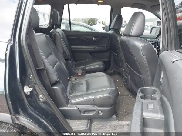 5FNYF6H92GB503077 2016 HONDA PILOT - Image 8
