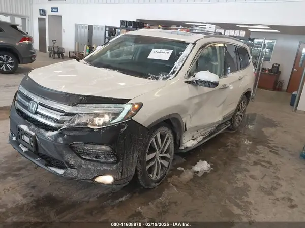 5FNYF6H92H8032873 2017 HONDA PILOT - Image 2