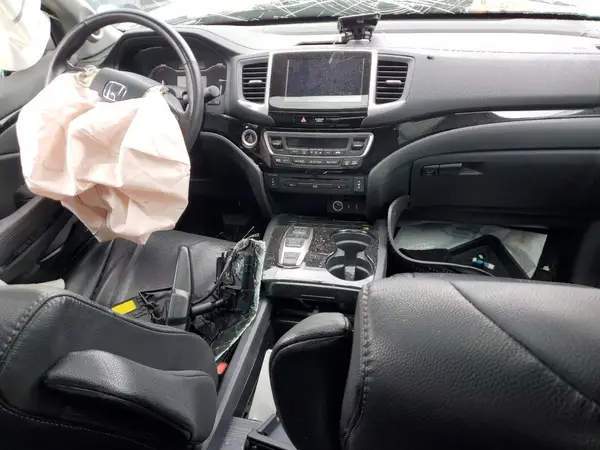 5FNYF6H92HB010999 2017 HONDA PILOT - Image 8