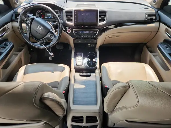 5FNYF6H92HB015703 2017 HONDA PILOT - Image 8