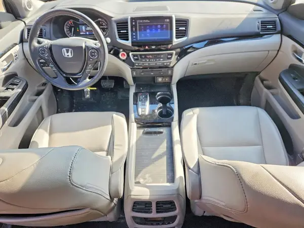 5FNYF6H92HB029083 2017 HONDA PILOT - Image 8