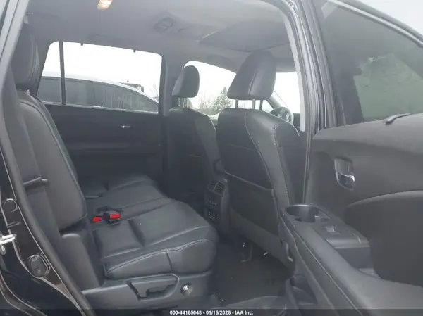 5FNYF6H92HB033487 2017 HONDA PILOT - Image 8