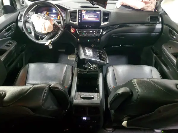 5FNYF6H92HB039323 2017 HONDA PILOT - Image 8