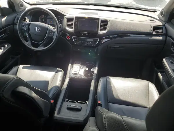 5FNYF6H92HB045588 2017 HONDA PILOT - Image 8