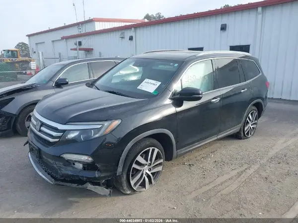 5FNYF6H92HB060138 2017 HONDA PILOT - Image 2